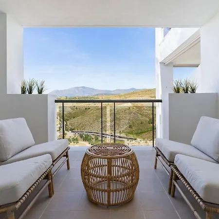 Casa Acosta - Stylish 2br, Pool & Paddle Tennis In Flamingos Estepona