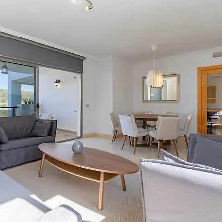 Casa Acosta - Stylish 2br, Pool & Paddle Tennis In Flamingos * Estepona