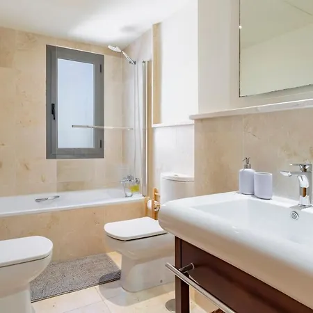 Casa Acosta - Stylish 2br, Pool & Paddle Tennis In Flamingos Apartment *